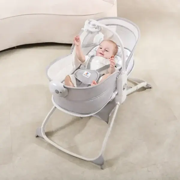Mastela 6 in 1 Deluxe Multi Function Bassinet